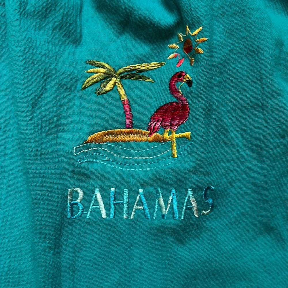 Toddler girls Bahamas dress - size three but definitely more like a 2T - Picture 2 of 4